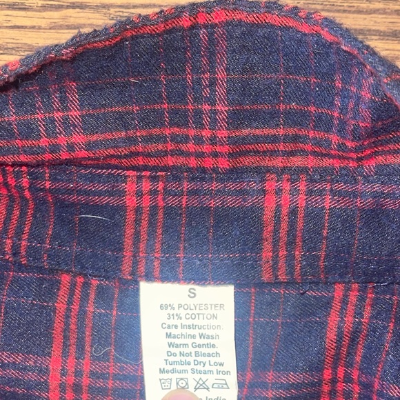 Basic Flannnel - Picture 2 of 3